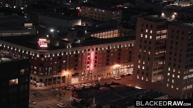 Blacked RAW - Słodka Ella Reese połyka BBC