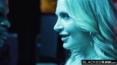 Blacked RAW - Słodka Ella Reese połyka BBC