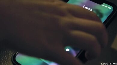 Kobieta z penisem rucha inne dziewczyny