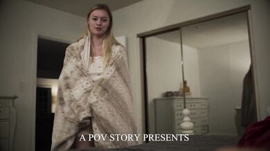 Nevlastní sestra Amber Moore je prostě velmi zvědavá