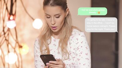 Lucky Bee se queda a pasar la noche con su jefe cachondo