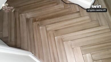 Šukám svoju nevlastnú sestru Rosie Rider a ona ma donúti sa vystriekať do jej kundičky