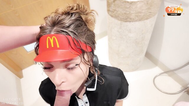 Cute girl at McDonald's messed up the order, but then fixed everything