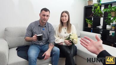 Amalia Davis tvrdě ošukaná před svým manželem