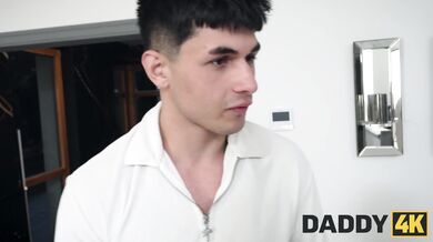 Otec testuje synovu novú priateľku