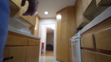 Paige Steele z dużym tyłkiem i dużymi cyckami zostaje wydymana przez mordercę w Halloween