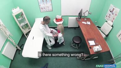 Nie tylko badanie jamy ustnej u lekarza z Nathaly Cherie