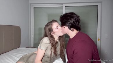 Eden Ivy uwielbia intensywny seks analny