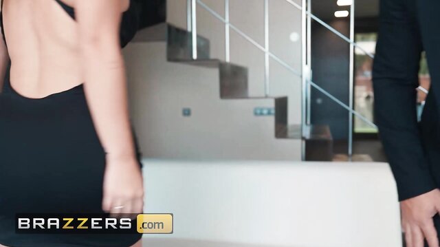 BRAZZERS - Naughty Kourtney Love Confesses All Her Transgressions Before Get Fucked By Christian