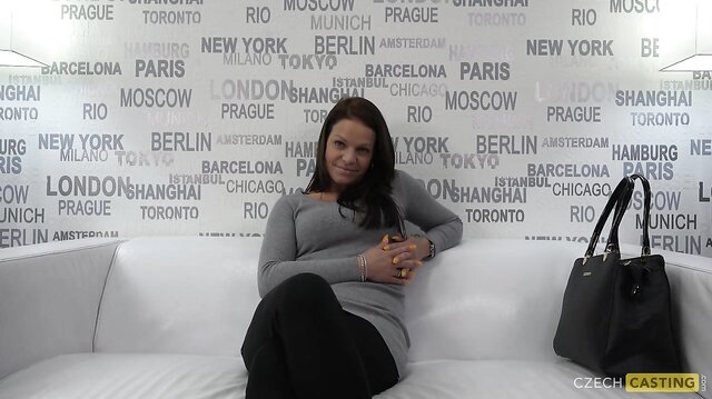 Nice Amateur Brunette Jana At Sex Casting