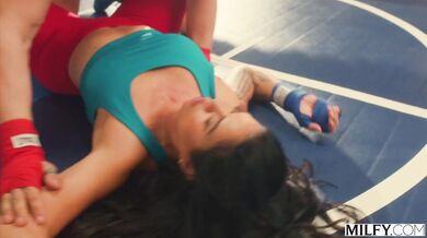 Hot Mom Dana Vespoli Gets Her Ass Fucked At The Gym