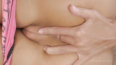 Melena Tara anal masturbation