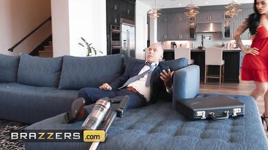 Nadia Goher Drops The Sweet Act And Shows Her Husband Who’s Boss In The Bedroom