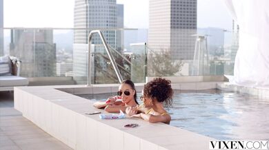 Alexis Tae And Scarlit Scandal Fucked In threesome