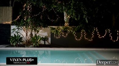 Voluptuous housewife Gabbie Carter spit roasted in threesome