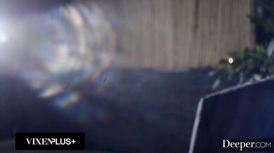 Voluptuous housewife Gabbie Carter spit roasted in threesome