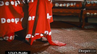 Brunette Adria Rae DPed In Threesome