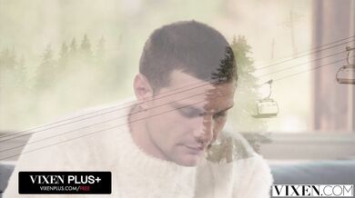 Bella Spark vymenila nudného frajera za drsné mrdanie vonku s tlustým čurákom cudzieho chlapa