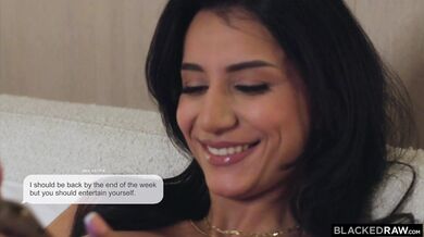 Roxie Sinner vymenila vernosť za poriadne tvrdé mrdanie do štrbiny od tlustého čierneho pístu