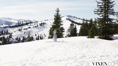 Stunning Blonde Meagan Moore Shares Her Man's Cock with Her Gorgeous Bestie S...