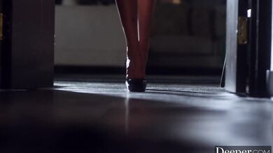 Petite Blonde Melody Marks Gets Fucked Intensely In Passionate One Night Stand