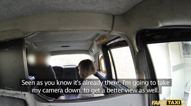 Britská BBW si užíva tvrdé sukanie do análu v legendárnom taxíku