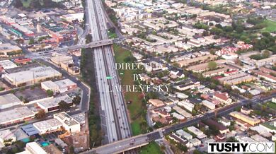 Prsnatá Kazumi schytala tvrdé DP od šéfa a nováčika priamo na pracovisku