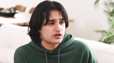 Stepmom Elias Cash Takes Care Of Everything!