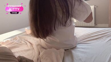Big Ass Stepsis Not Wearing Panties In My Bed So I Couldn't Resist And Accidently Cum Inside