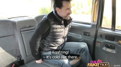 Fat cock stretches pussy in UK taxi