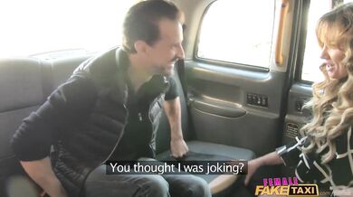 Fat cock stretches pussy in UK taxi