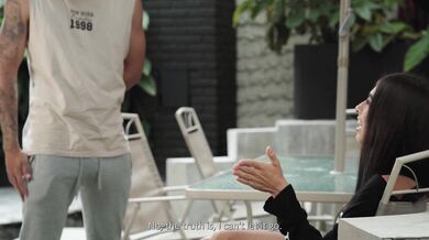 Nadržaná šéfová ma najprv sprdla a potom chcela vyfajčiť čuráka za vyšší plat