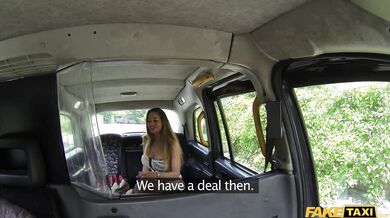 Nadržaná milfka v najlepších rokoch si užíva poriadne mrdanie