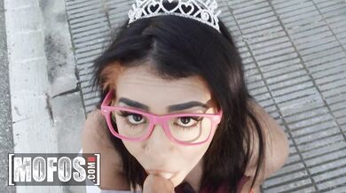 Kitty Love’s Cancelled Birthday Turns Into A Steamy Roadside Romp With Jordi El Nino Polla