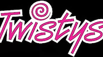 Poctivé prstovanie dierky Lilly Bell v bielej svadobnej súprave