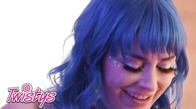 Jenna Foxx v zákulisí vylízala pop star Jewelz Blu