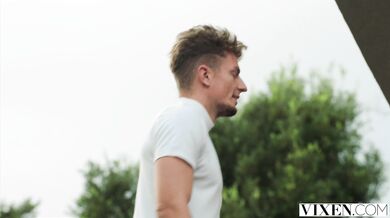 Bratty Blonde College Girls Polly Yangs And Era Queen Share A Cock In Naughty Threesome