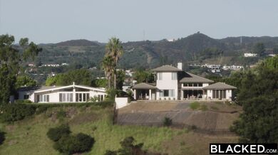 Violet Myers drcená třemi BBC naráz