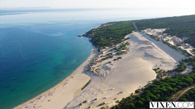 Sused brutálne roztiahol ohybnú Alexu Martens