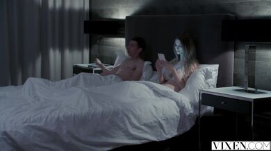 Mladá nadržená teenka načapaná při mrdání s cizím borcem