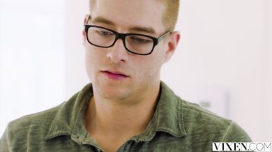 Janice Griffith zviedla spolubývajúceho a nechala si nadoraz zaplniť dierku