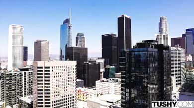 Willow Ryder a jej luxusný zadok v totálnom análnom výplachu