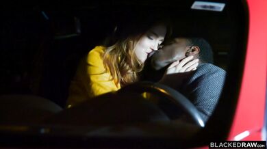 Žhavá ryšavka túži po obrovskom čiernom čuráku a nemôže sa dočkať poriadneho nárezu