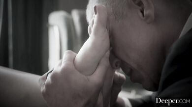 Dominant Babe Blair Cuckolds Cheating Hubby