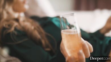 Výstřední kráska Nicole se dočkala přesně takové obsluhy po jaké celou dobu toužila