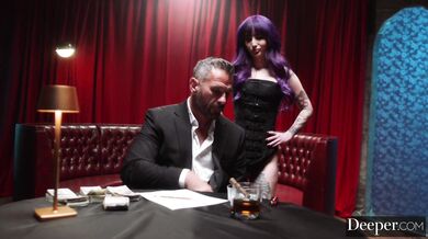 Baddie Valerica Steele Squirts All Over Older Boss' Thick Cock