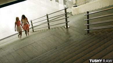 BFF Hotties Ass Fucked In Threesome