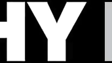 Melanie Marie a jej fascinujúca análna show, kde jej tesná dierka zostáva po náloži péra úplne otvorená