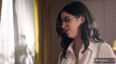 Fantasy Girls Liz Jordan And Nicole Vaunt Devour Fan's Huge BBC