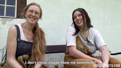 Nadržená cikánka Aleya Sun si nechala pořádně rozmrdat kundu venku na trávě